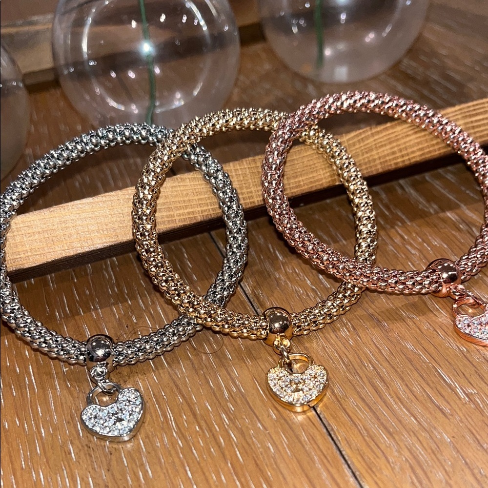 JTV Elegant Heart Charm Bracelet Set of 3